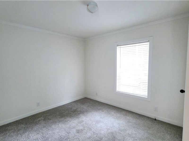 9735 Chillicothe Road, Unit 10, Kirtland, OH 44094 Photo 8