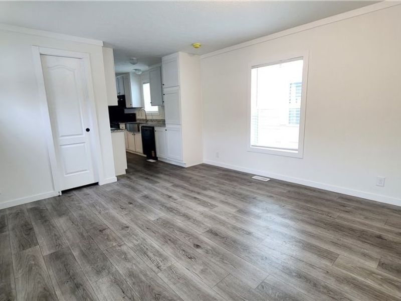 9735 Chillicothe Road, Unit 10, Kirtland, OH 44094 Photo 9