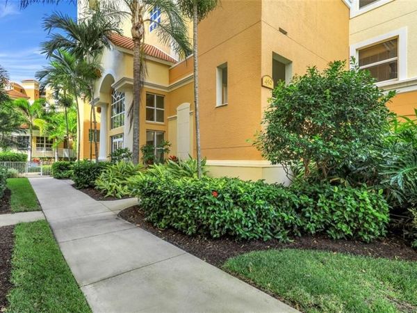 450 Launch CIR , Unit 404, NAPLES, FL 34108
