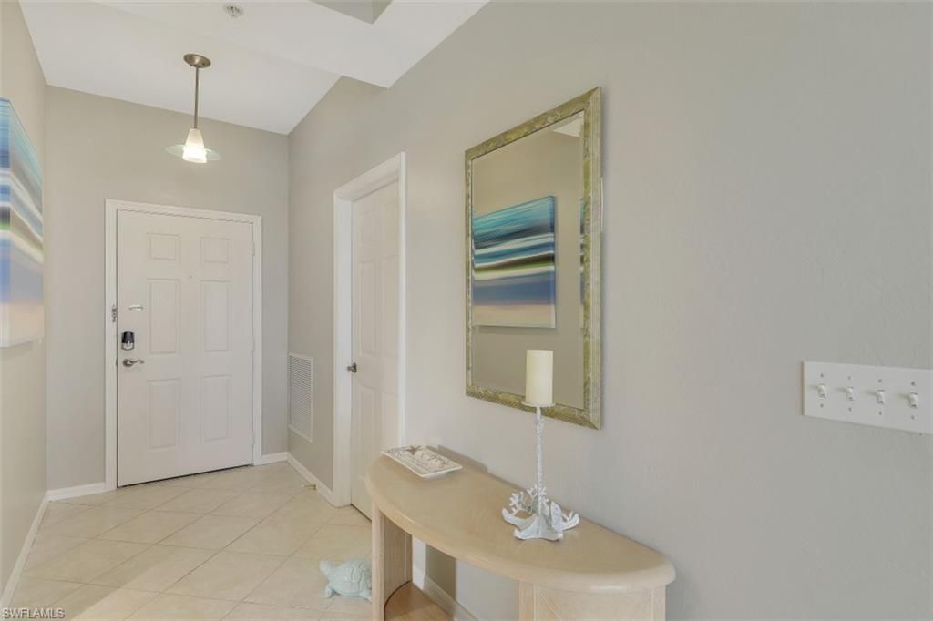 450 Launch Cir , Unit 404, Naples, FL 34108 Photo
