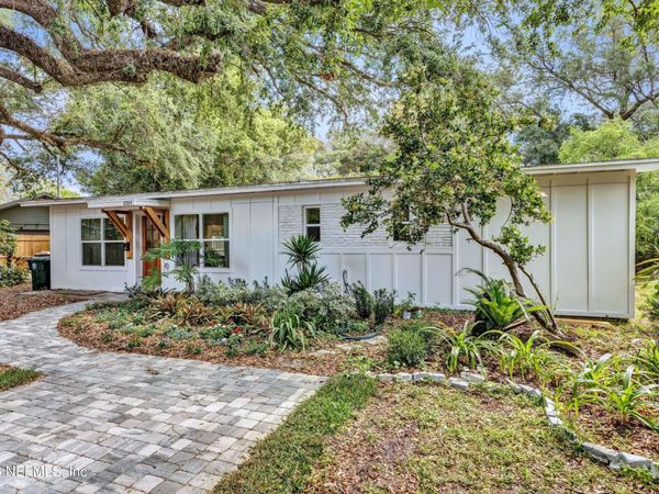 8924 LOPEZ Court, Jacksonville, FL 32216