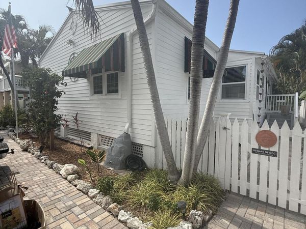 331 Ave F, Big Coppitt, FL 33040
