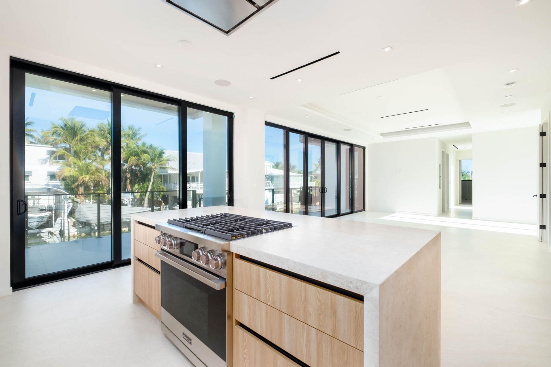 301 Buttonwood Circle, Unit B, Key Largo, FL 33037 Photo