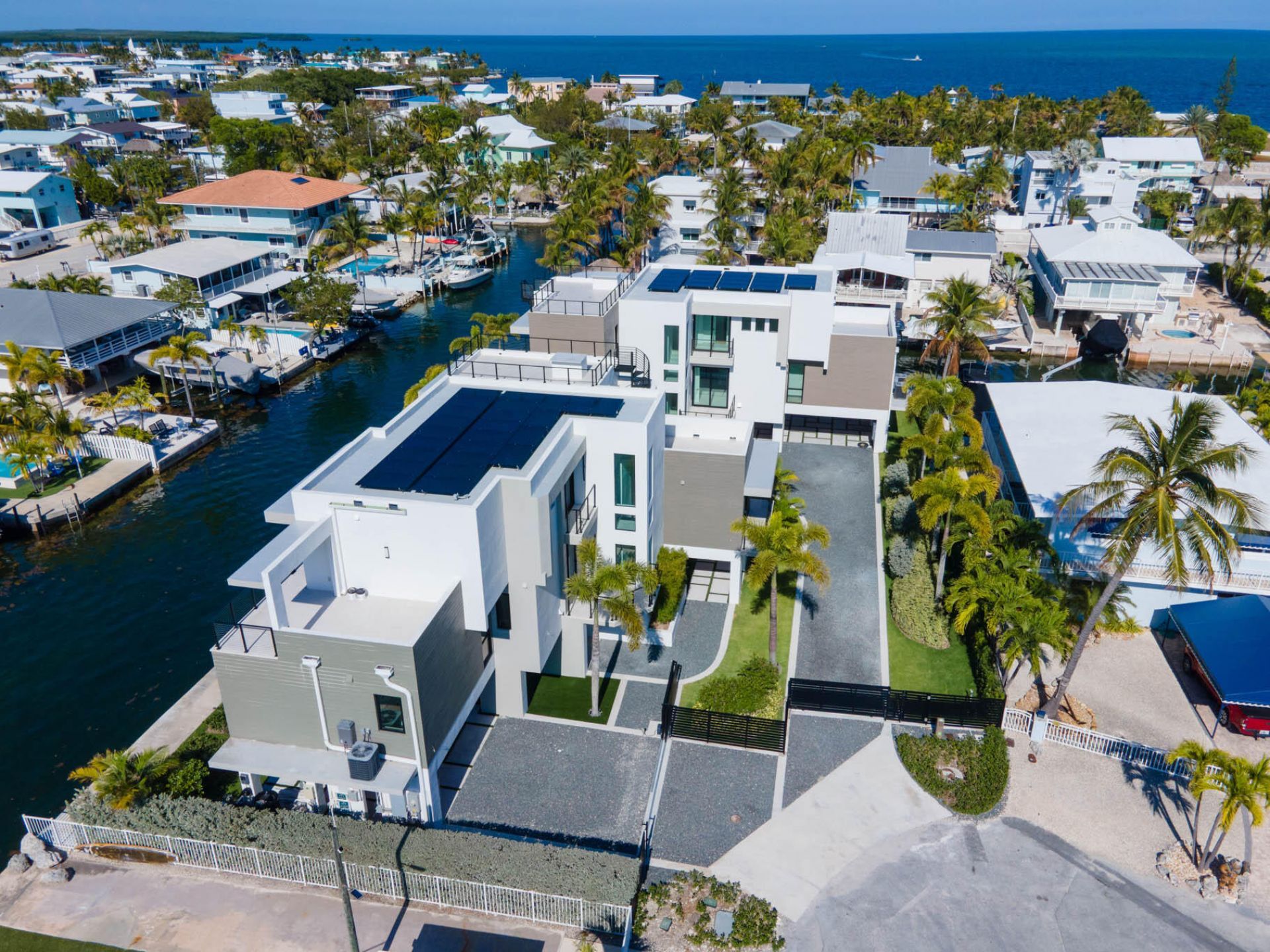 301 Buttonwood Circle, Unit B, Key Largo, FL 33037 Photo