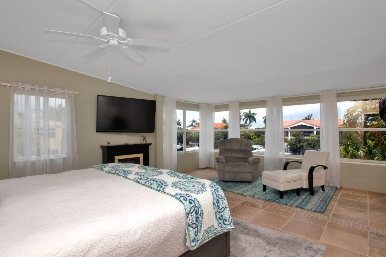 591 Sombrero Beach Road, Unit APT 1B, Marathon, FL 33050 Photo