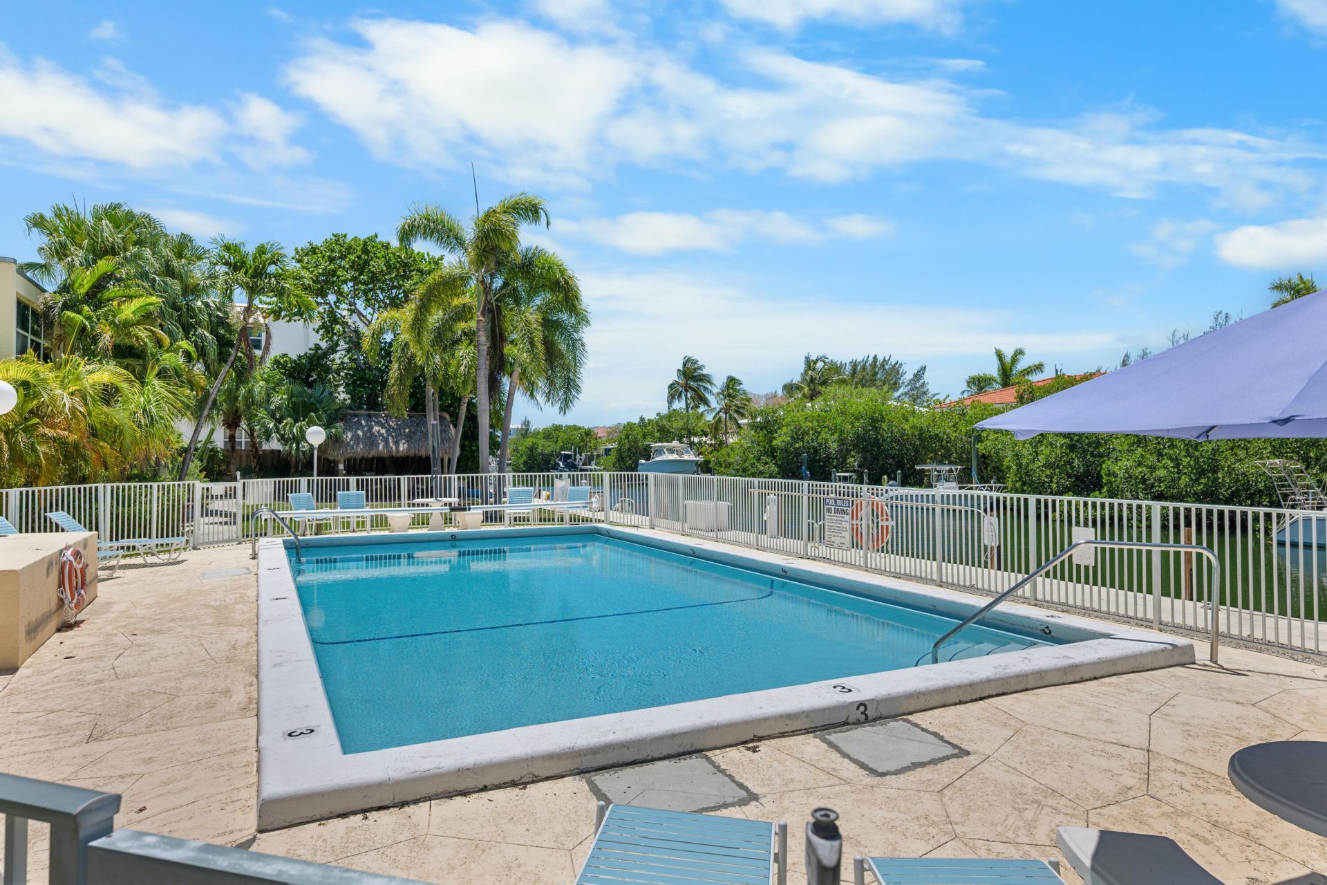 591 Sombrero Beach Road, Unit APT 1B, Marathon, FL 33050 Photo