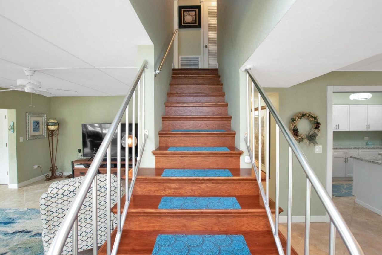 591 Sombrero Beach Road, Unit APT 1B, Marathon, FL 33050 Photo