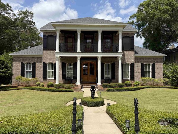 113 Oak Avenue, Fairhope, AL 36532