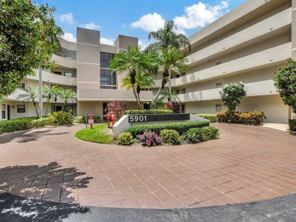 5901 Camino Del Sol, Unit 107, Boca Raton, FL 33433