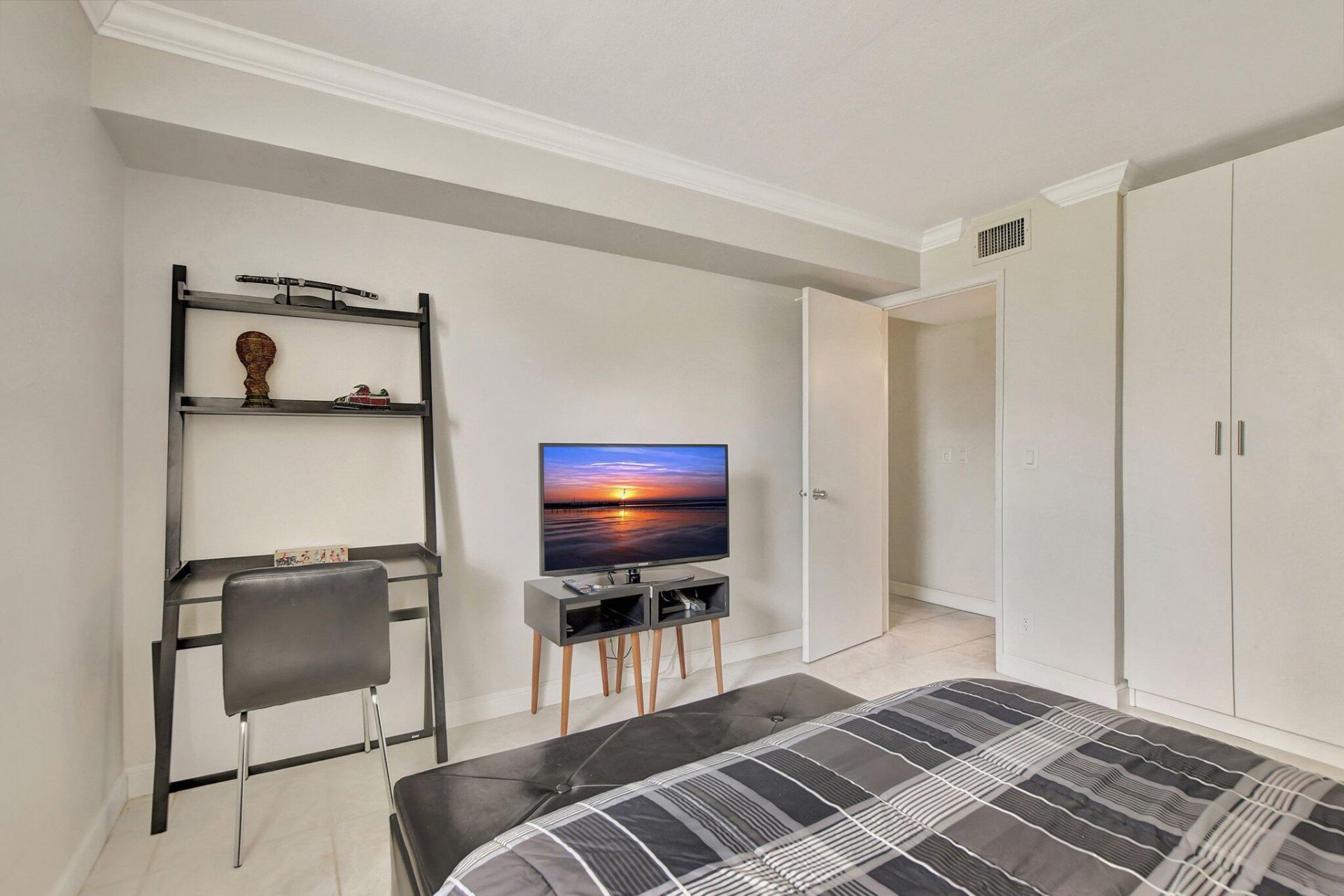 5901 Camino Del Sol, Unit 107, Boca Raton, FL 33433 Photo