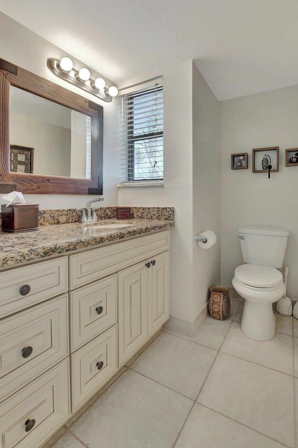 5901 Camino Del Sol, Unit 107, Boca Raton, FL 33433 Photo