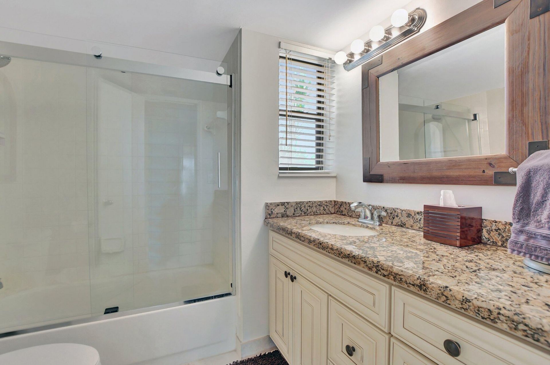 5901 Camino Del Sol, Unit 107, Boca Raton, FL 33433 Photo