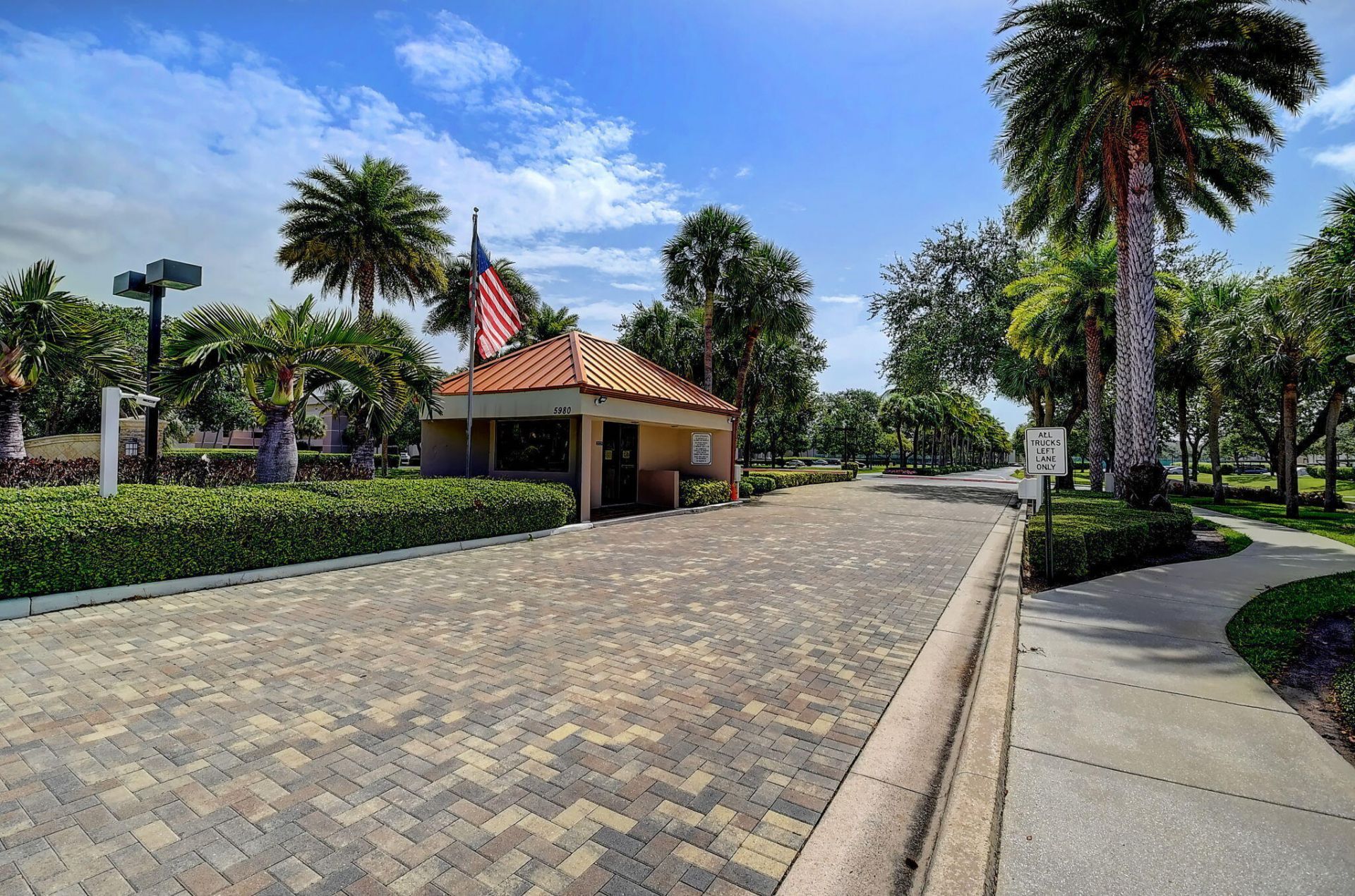 5901 Camino Del Sol, Unit 107, Boca Raton, FL 33433 Photo