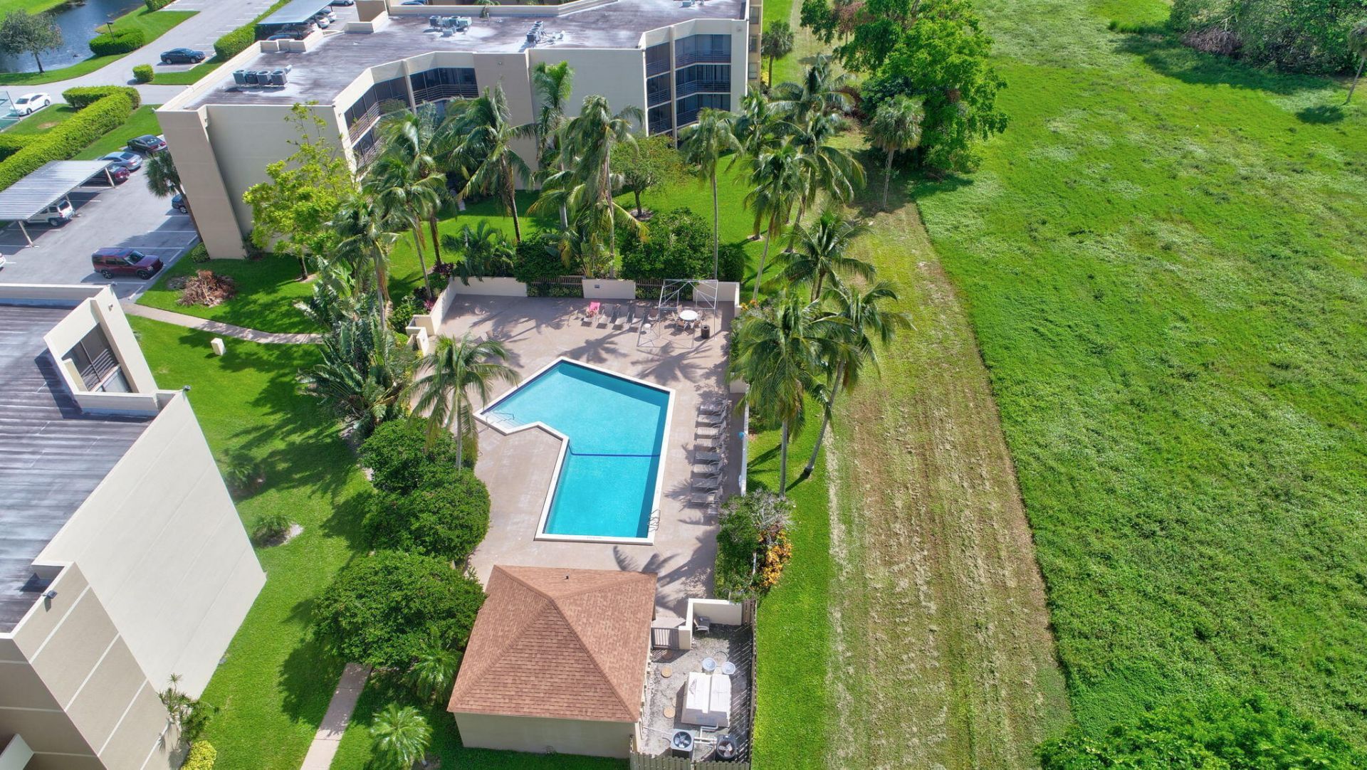 5901 Camino Del Sol, Unit 107, Boca Raton, FL 33433 Photo