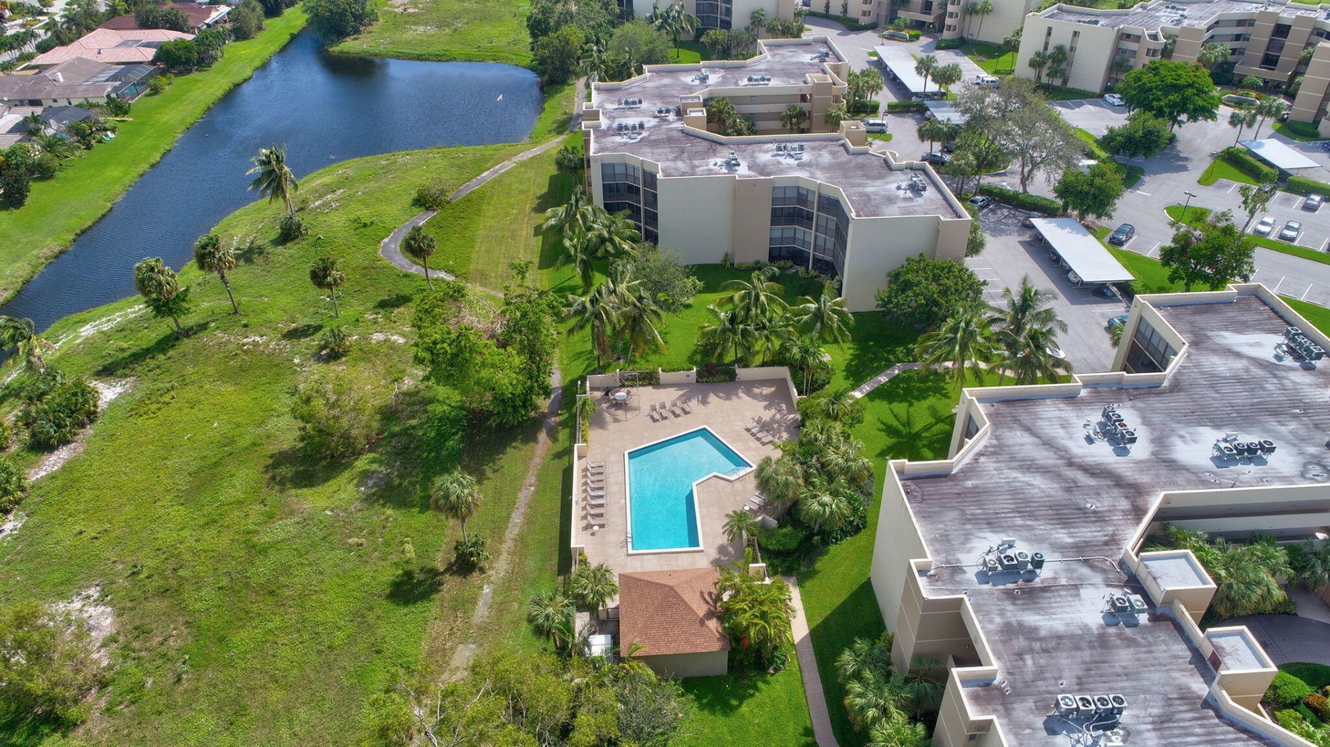 5901 Camino Del Sol, Unit 107, Boca Raton, FL 33433 Photo
