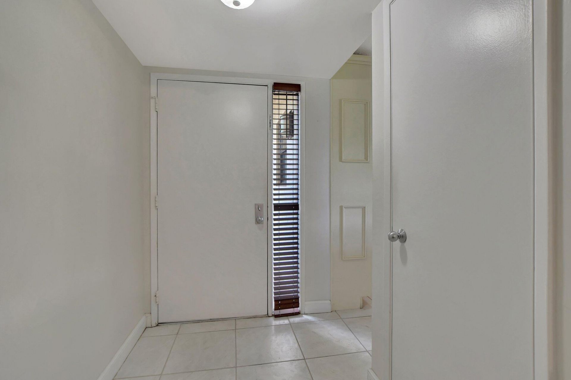 5901 Camino Del Sol, Unit 107, Boca Raton, FL 33433 Photo