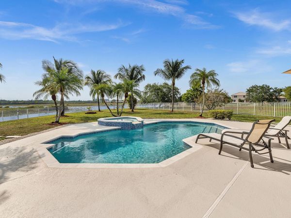 1688 NW 144th Way, Pembroke Pines, FL 33028