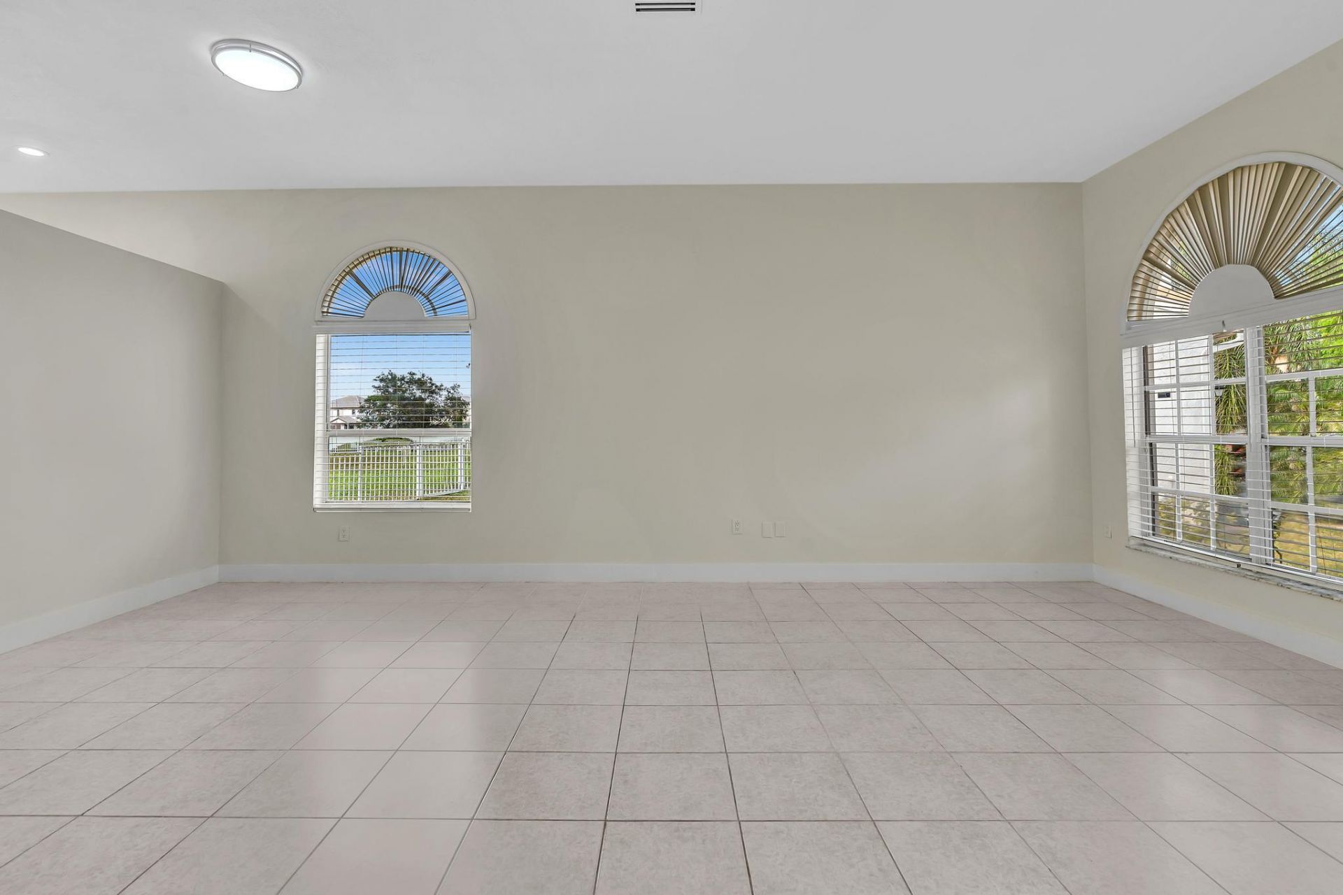 1688 NW 144th Way, Pembroke Pines, FL 33028 Photo