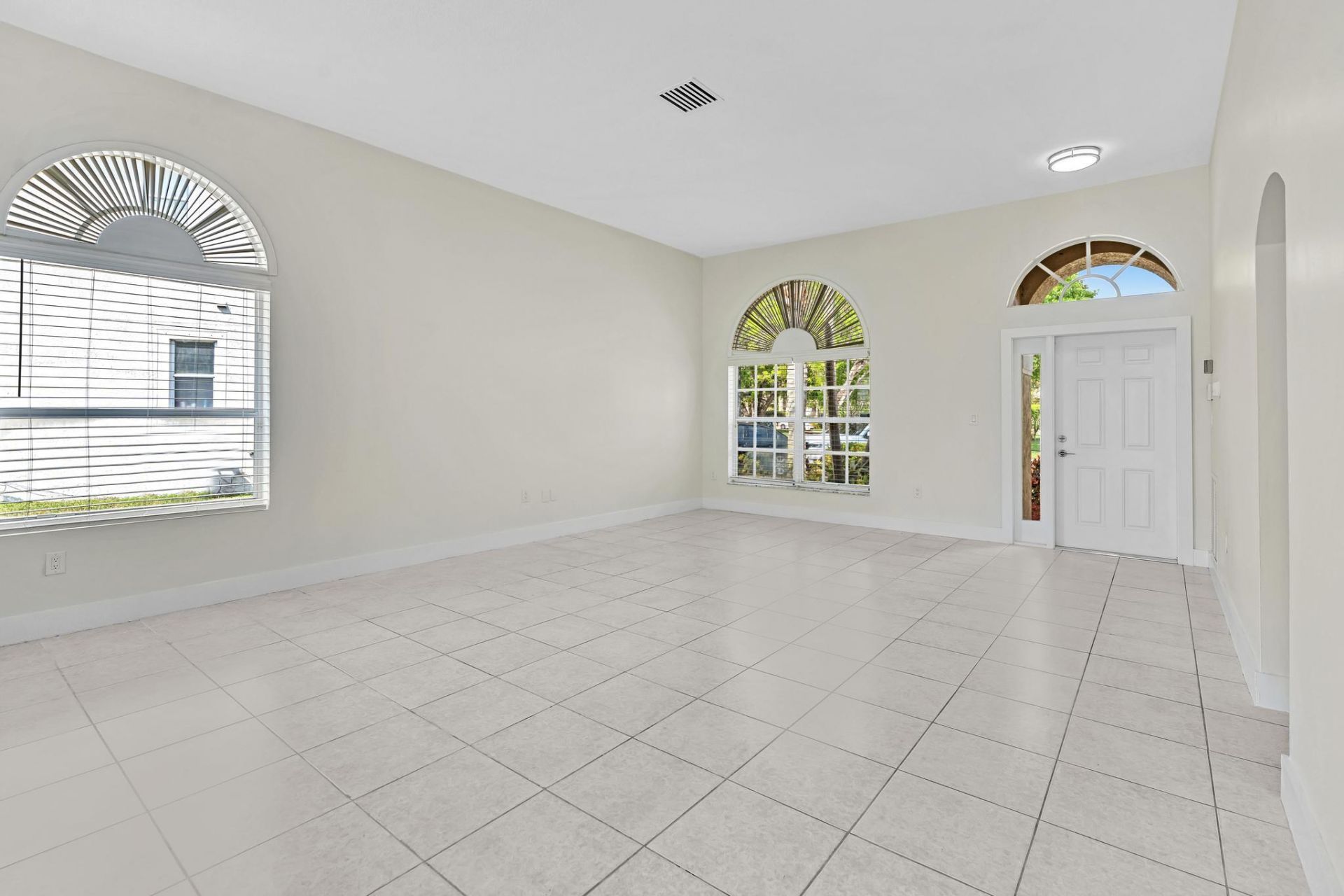1688 NW 144th Way, Pembroke Pines, FL 33028 Photo
