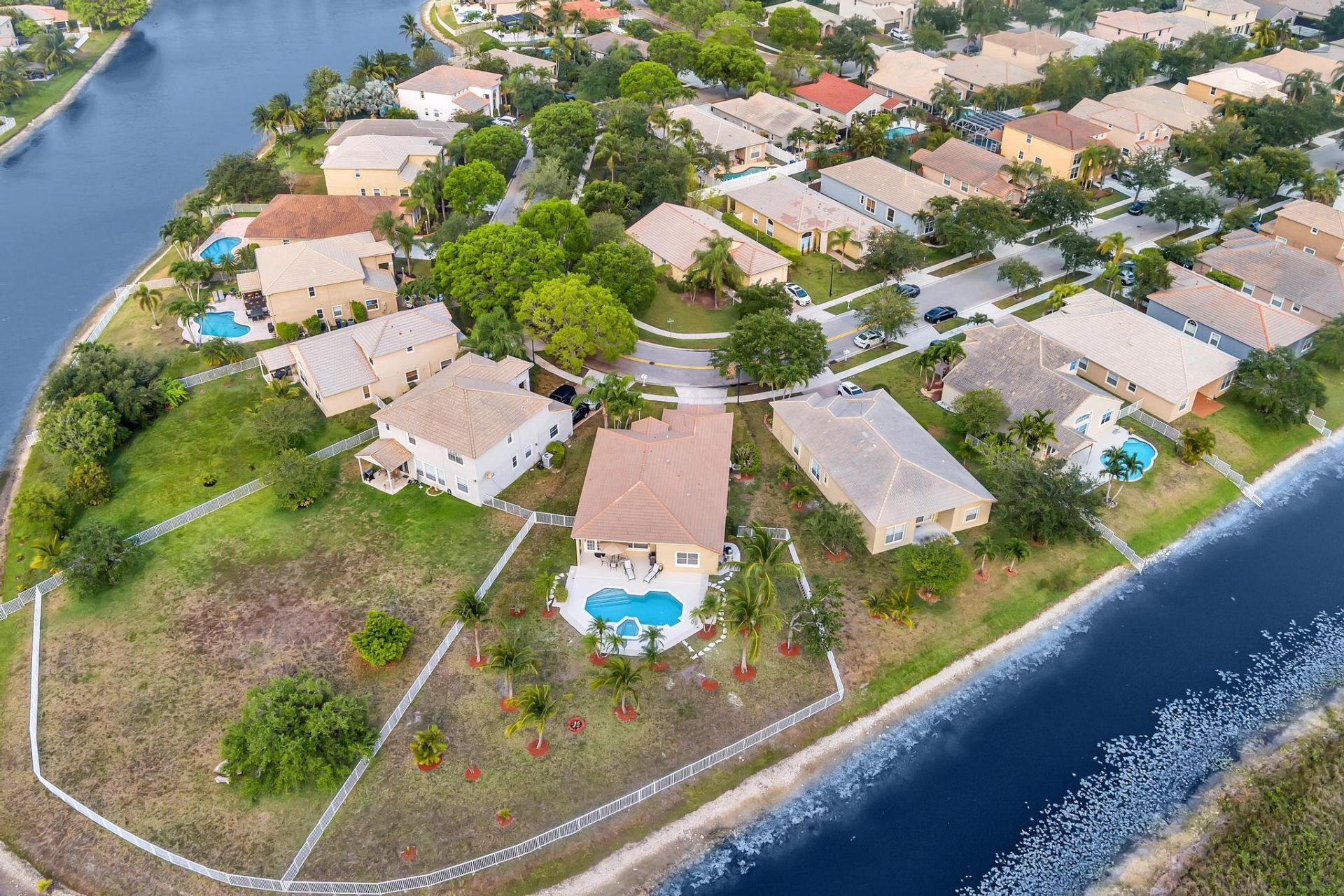 1688 NW 144th Way, Pembroke Pines, FL 33028 Photo