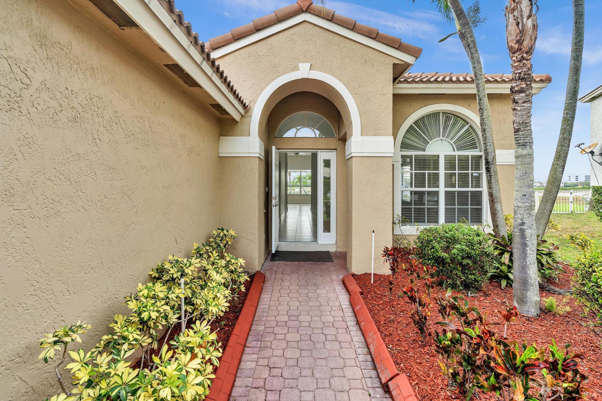 1688 NW 144th Way, Pembroke Pines, FL 33028 Photo