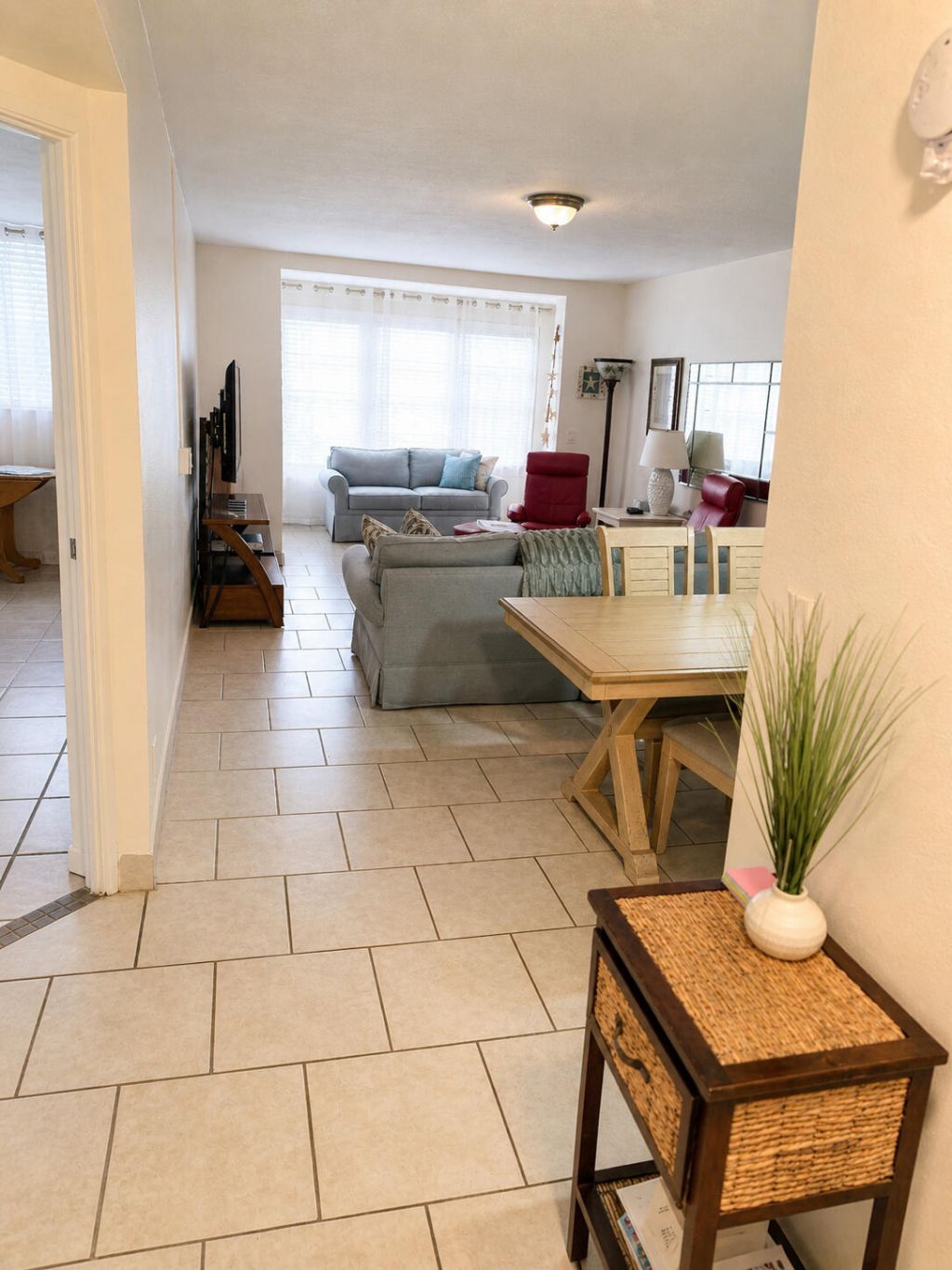 2841 Somerset Drive, Unit 107, Lauderdale Lakes, FL 33311 Photo