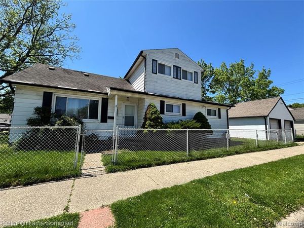 8145 Lozier Avenue, Warren, MI 48089