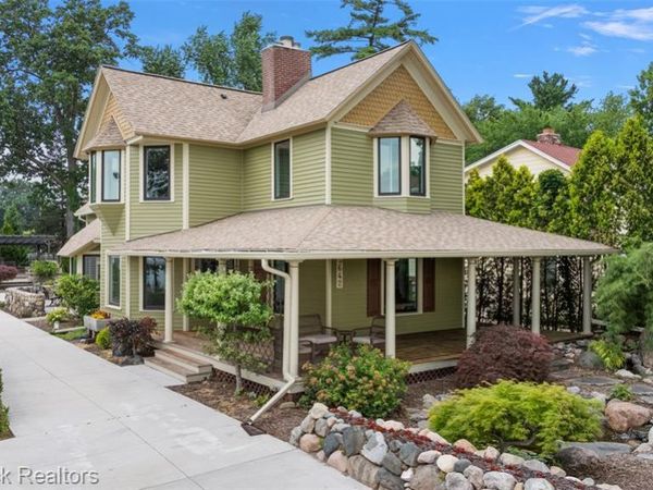 3642 Orchard Lake Road, West Bloomfield Twp, MI 48324