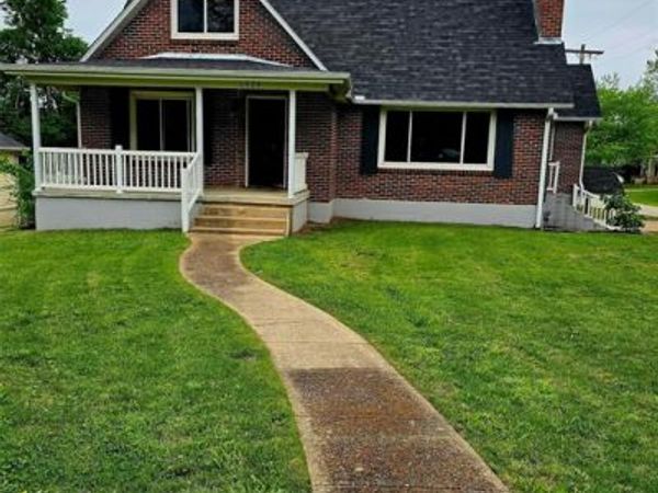 1329 Barron Road , Poplar Bluff, MO 63901