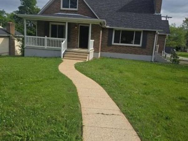 1329 Barron Road, Poplar Bluff, MO 63901