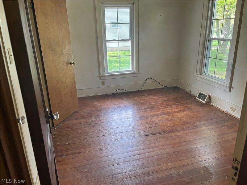 33261 Lake Road, Avon Lake, OH 44012 Photo 10