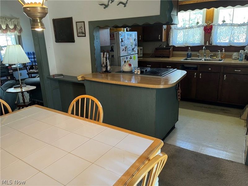 33261 Lake Road, Avon Lake, OH 44012 Photo 12
