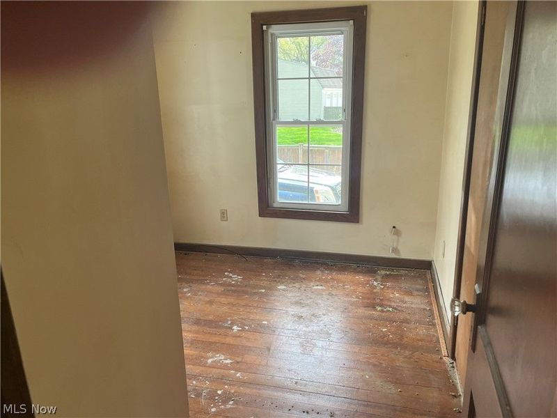 33261 Lake Road, Avon Lake, OH 44012 Photo 9