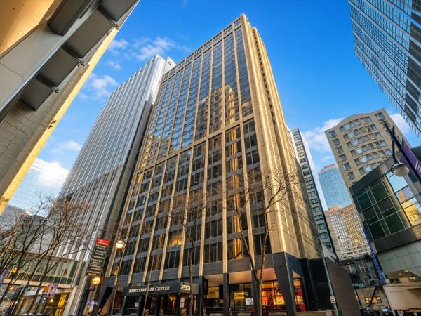 233 E Erie Street , Unit 2103, Chicago, IL 60611