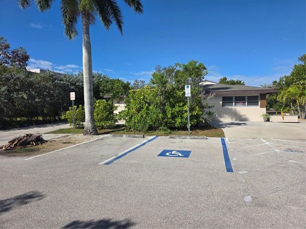 725 PATTY AVENUE , PUNTA GORDA, FL 33950