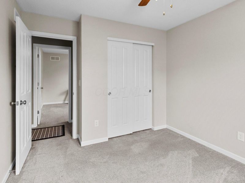 159 Chestnut Commons Drive , Commercial Point, OH 43116 Photo 9