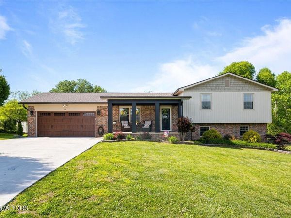 304 Dogwood Lane, Jacksboro, TN 37757