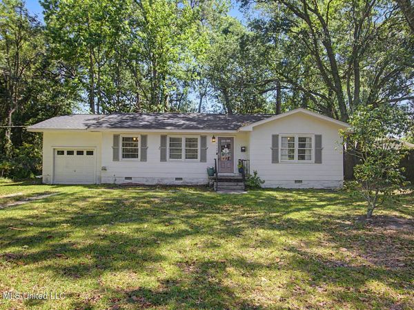 5102 Monroe Avenue, Gulfport, MS 39507