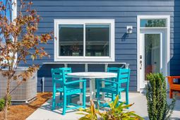 424 Swaying Pine Lane photo 4