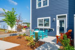 424 Swaying Pine Lane photo 4