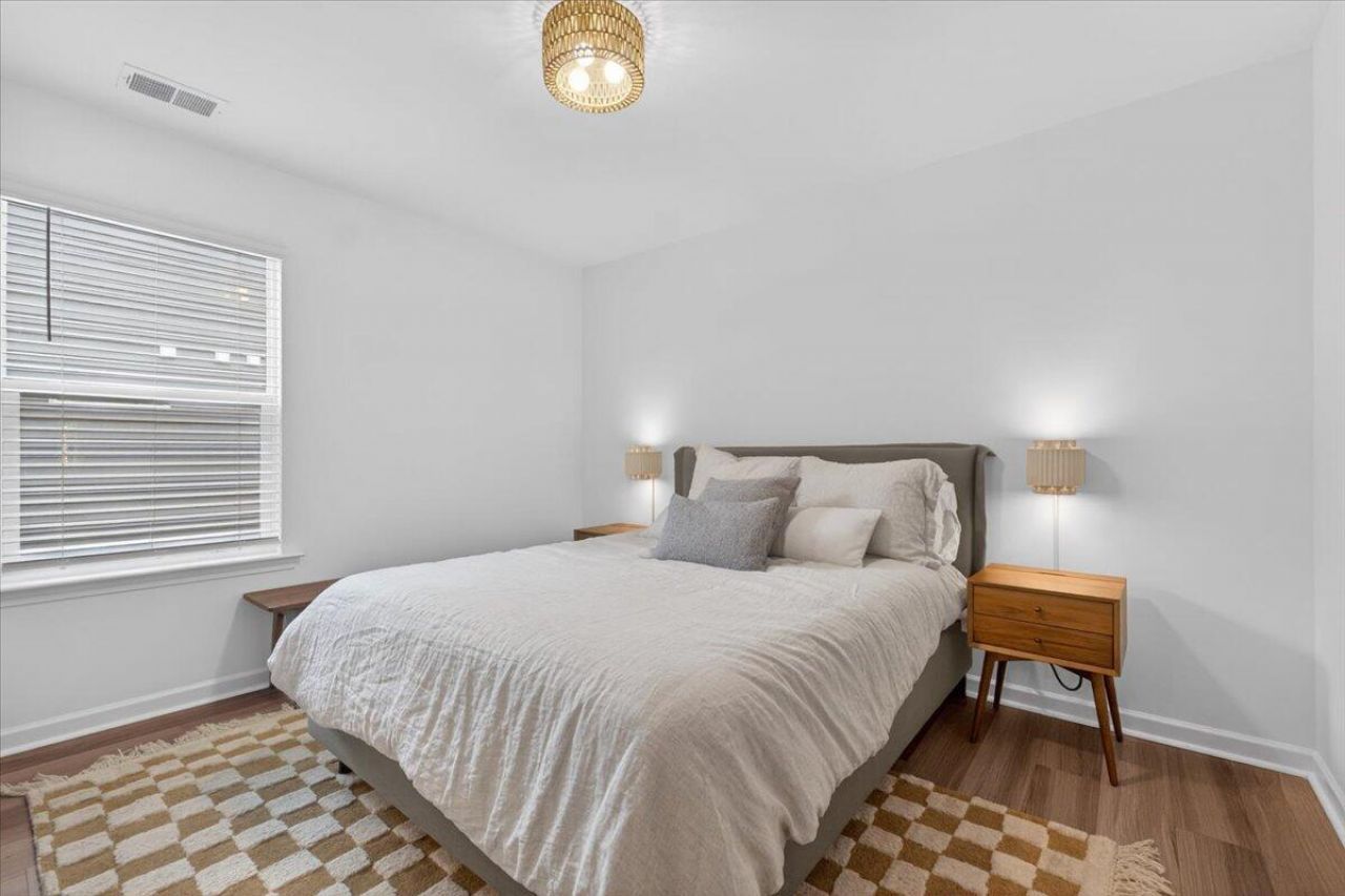 1667 Evening Star Place Photo 29