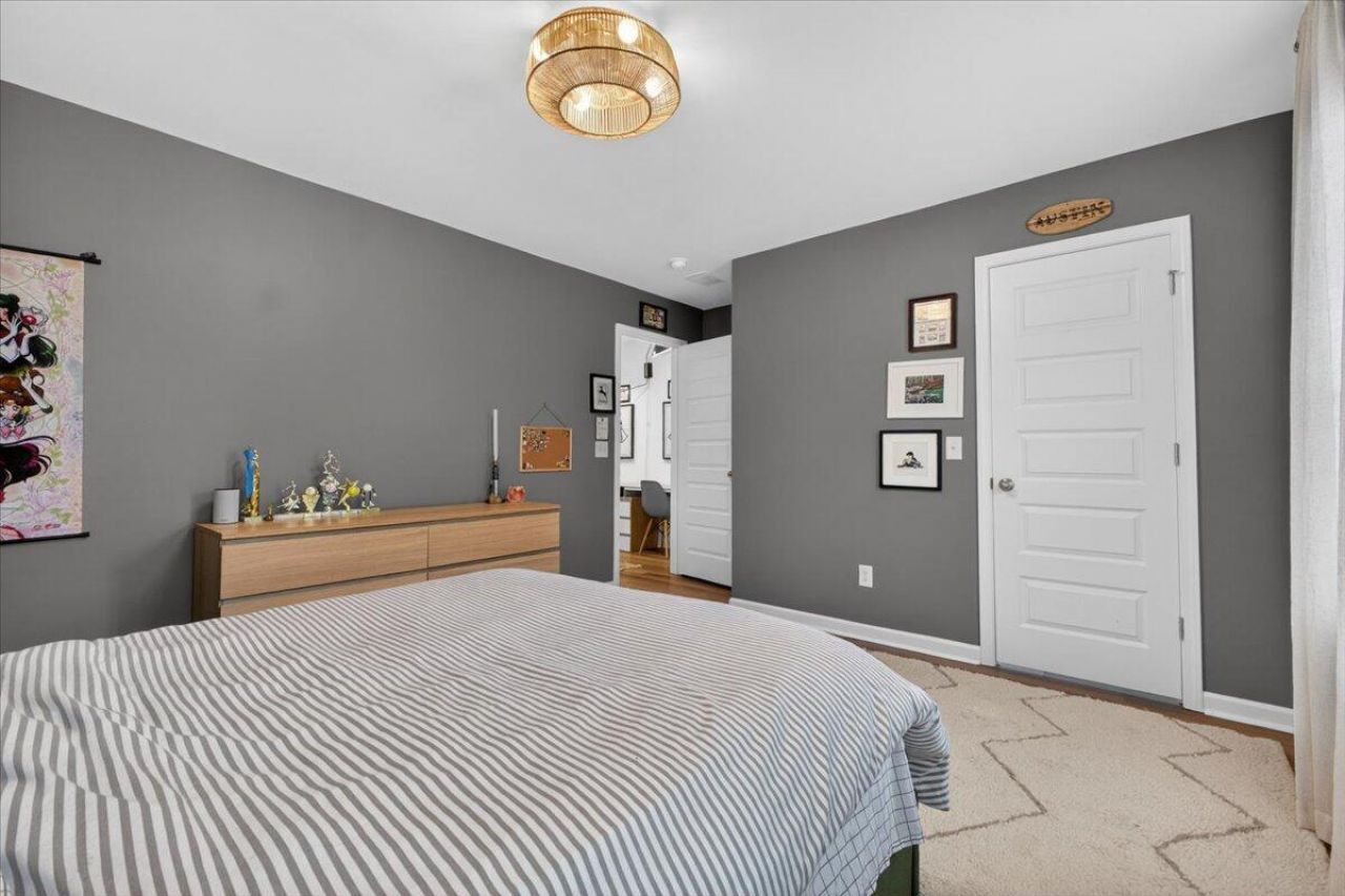 1667 Evening Star Place Photo 37