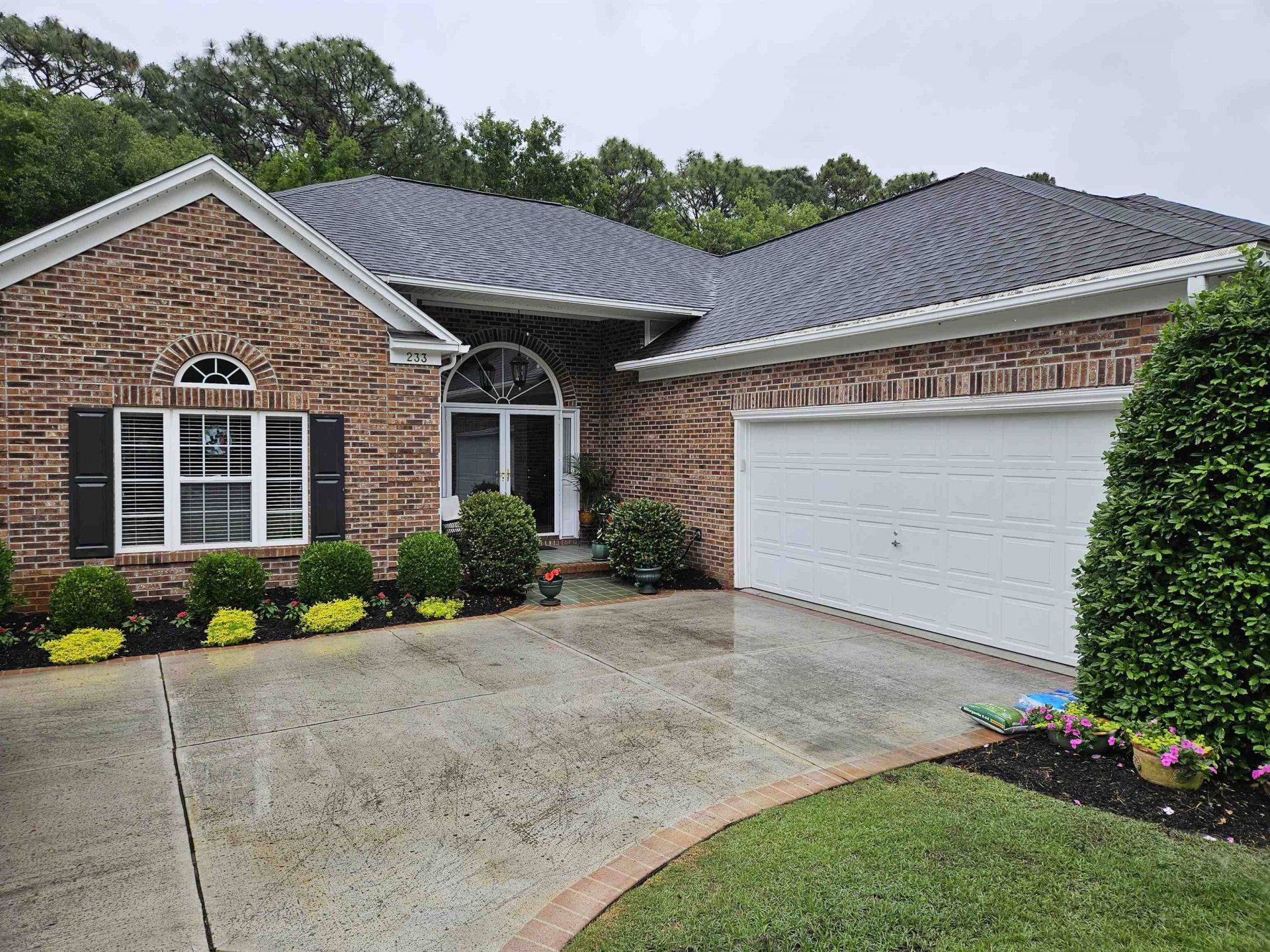233 Deacon Dr. Photo 3
