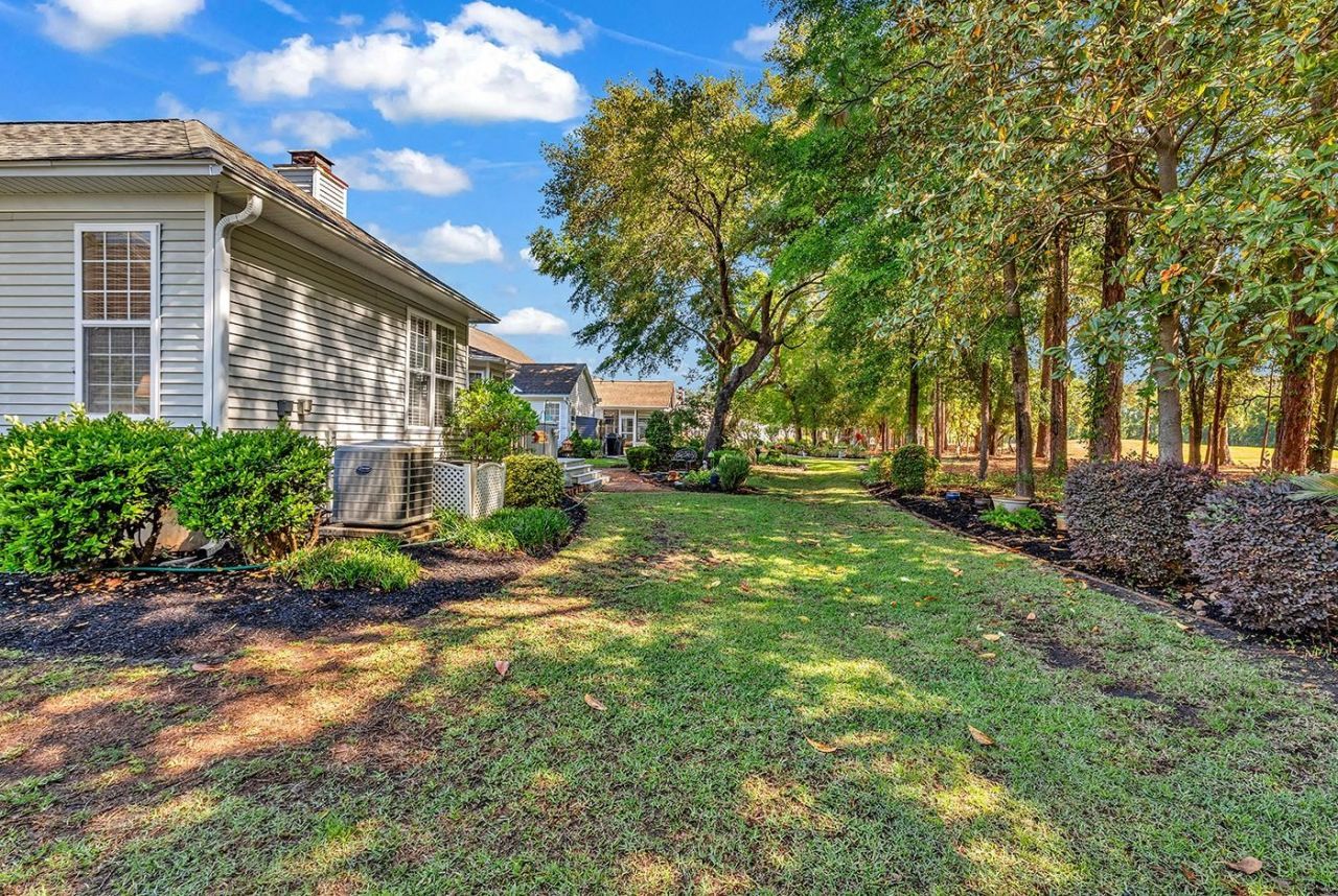 233 Deacon Dr. Photo 44