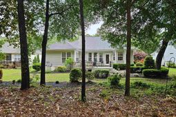 233 Deacon Dr. photo 4