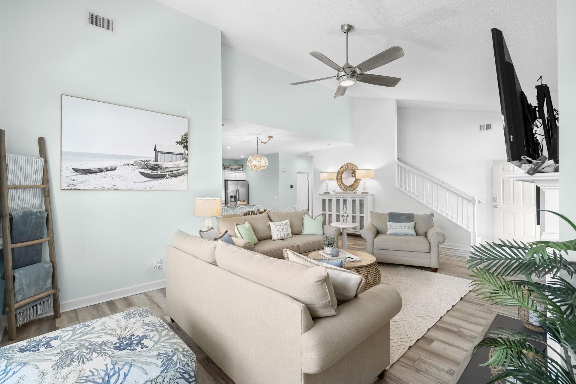 1545 Spinnaker Dr.  Photo 10