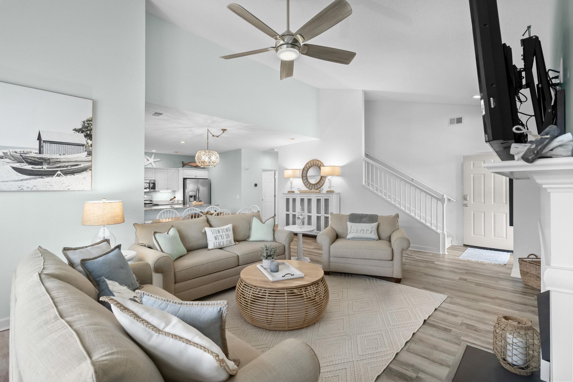 1545 Spinnaker Dr.  Photo 11