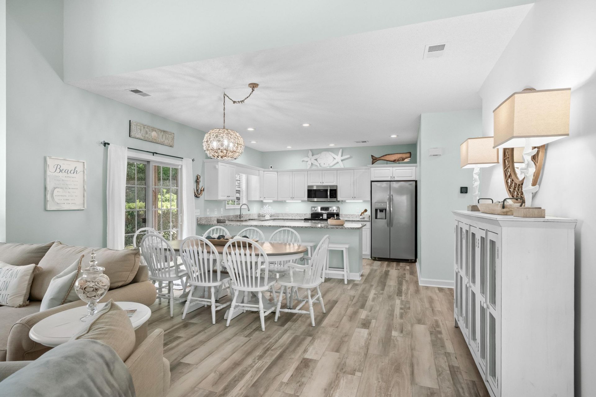 1545 Spinnaker Dr.  Photo 12