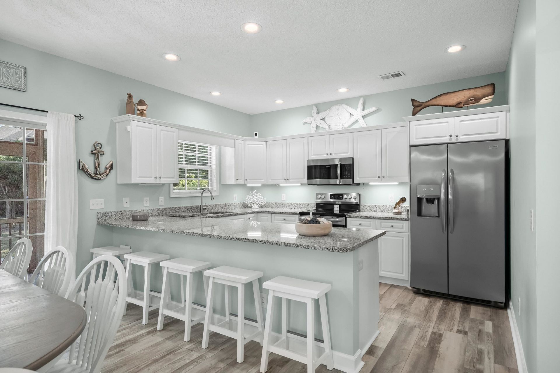 1545 Spinnaker Dr.  Photo 16