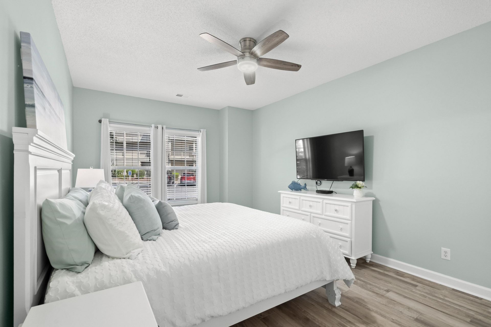 1545 Spinnaker Dr.  Photo 24
